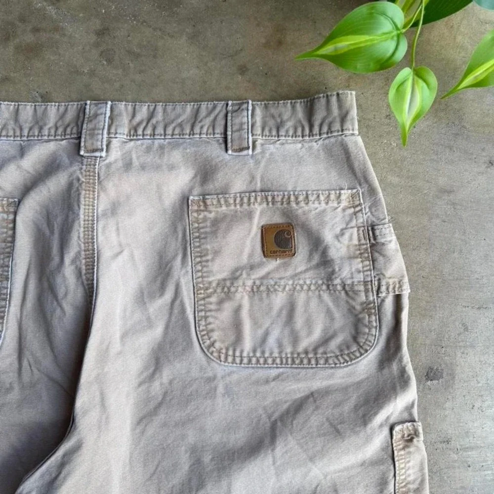 Vintage 90s Carhartt faded cream cargo distressed shorts